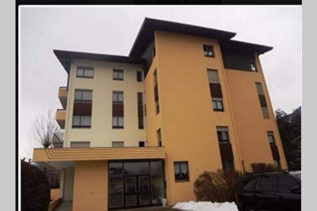 Appartement Meuble Tout Confort Scionzier Exteriér fotografie